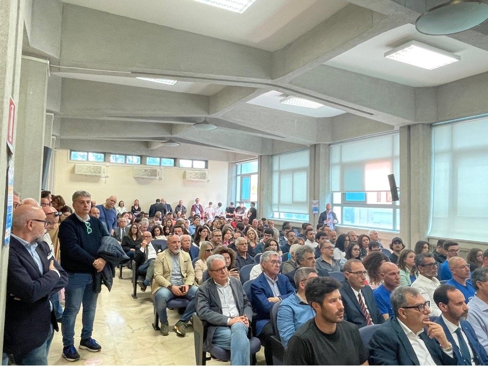 L'Aula Magna gremita di partecipanti